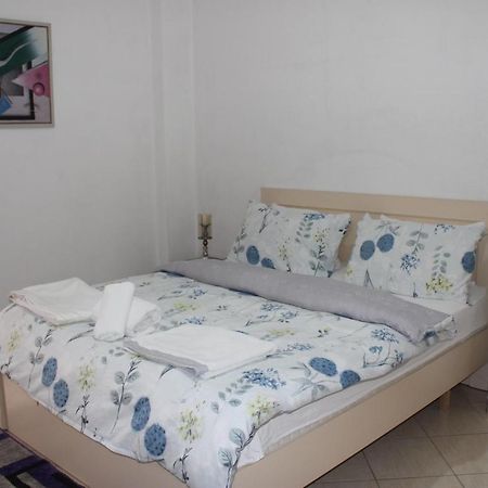 טיראנה Bledi'S Cozy Apartment In New Blvd מראה חיצוני תמונה